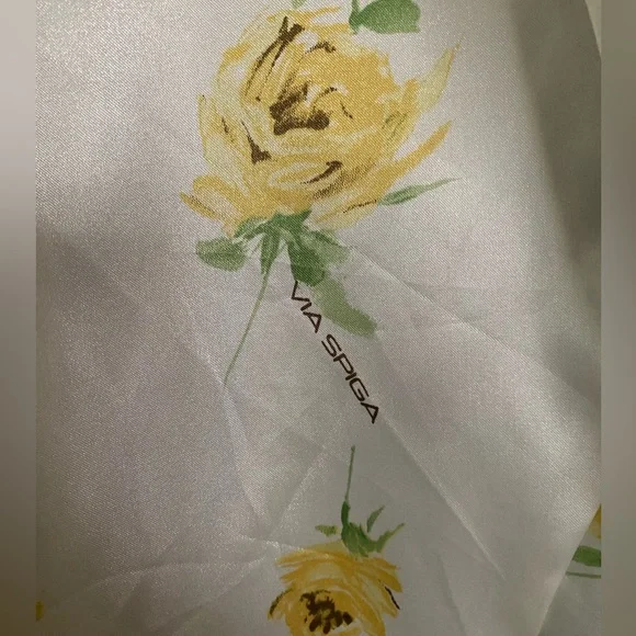 On-Trend Spring Jacket - Picture 4 of 5